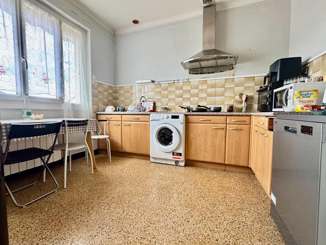 SAINT-SYMPHORIEN-D'OZON Maison Saint Symphorien-D'Ozon 3 pièces 80 m2 4