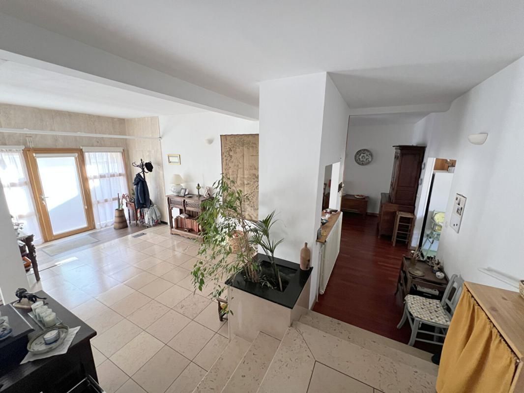 Le Mans / Centre Ville - Appartement - 6 pièces - 4 chambres - 168 m²