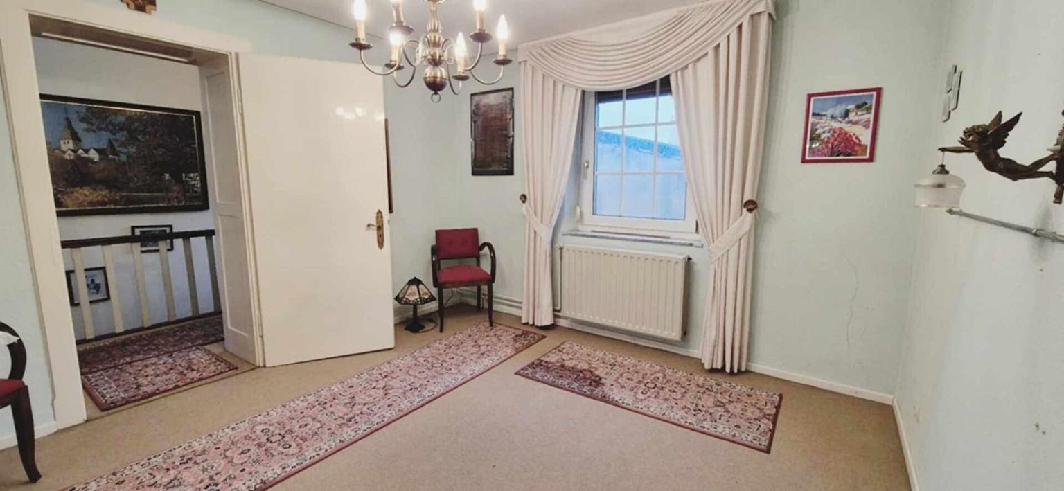 L'HOPITAL À Vendre : Maison de 7 Pièces sur Terrain de 807 m² 3