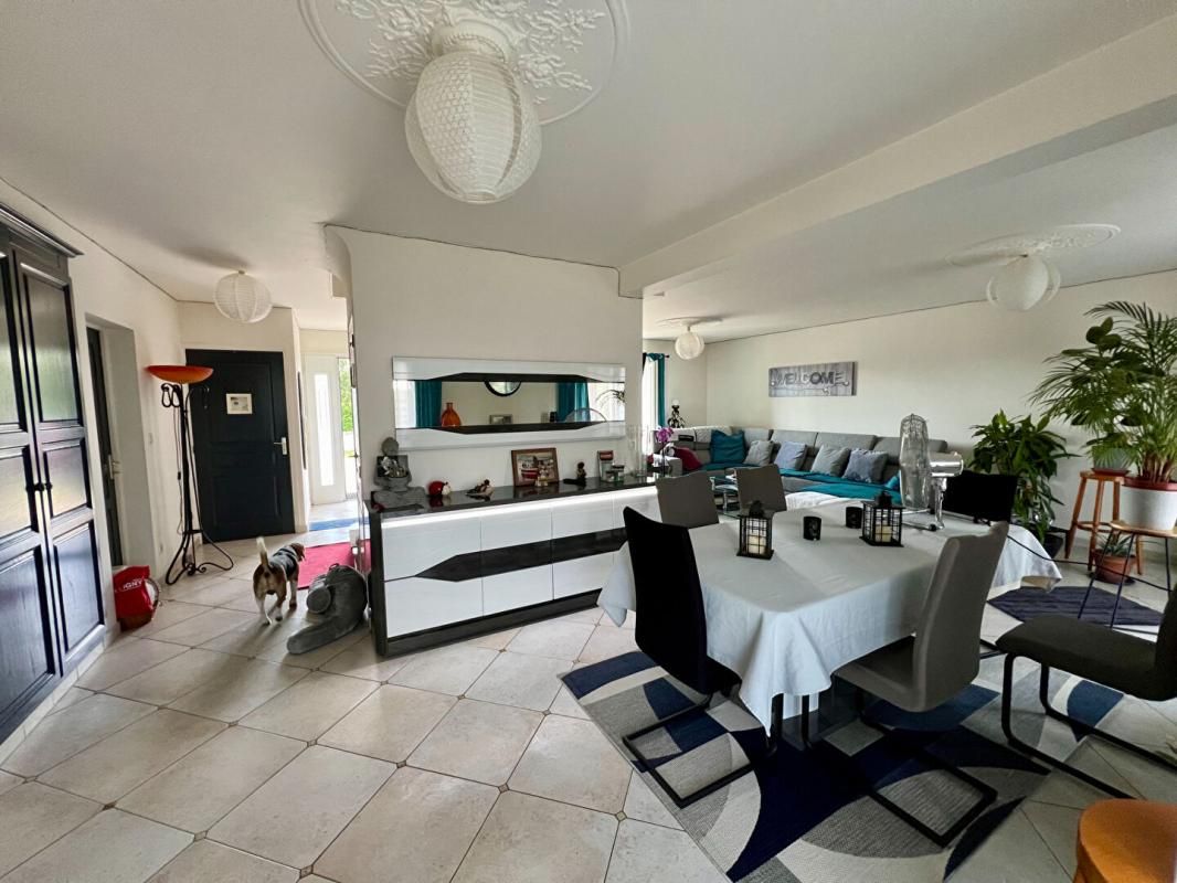 NAVEIL MAISON 4 CHAMBRES  NAVEIL   GARE TGV  10MN 4