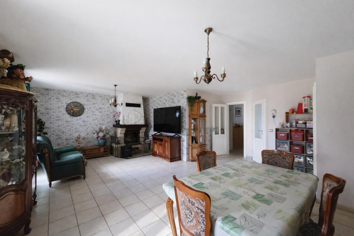 LES MUREAUX Maison Les Mureaux 5 pièce(s) 110 m2 3