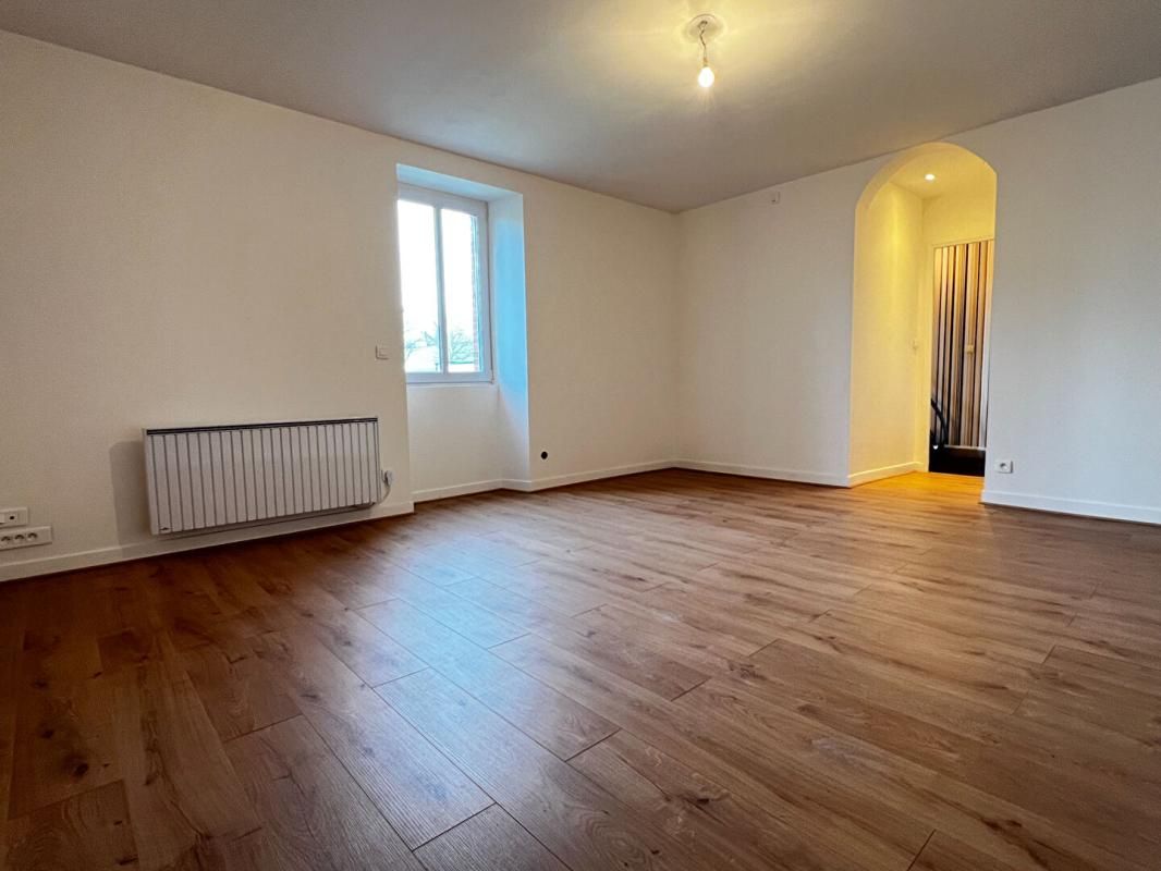 Maison Plesse 134 pièces 638 m2