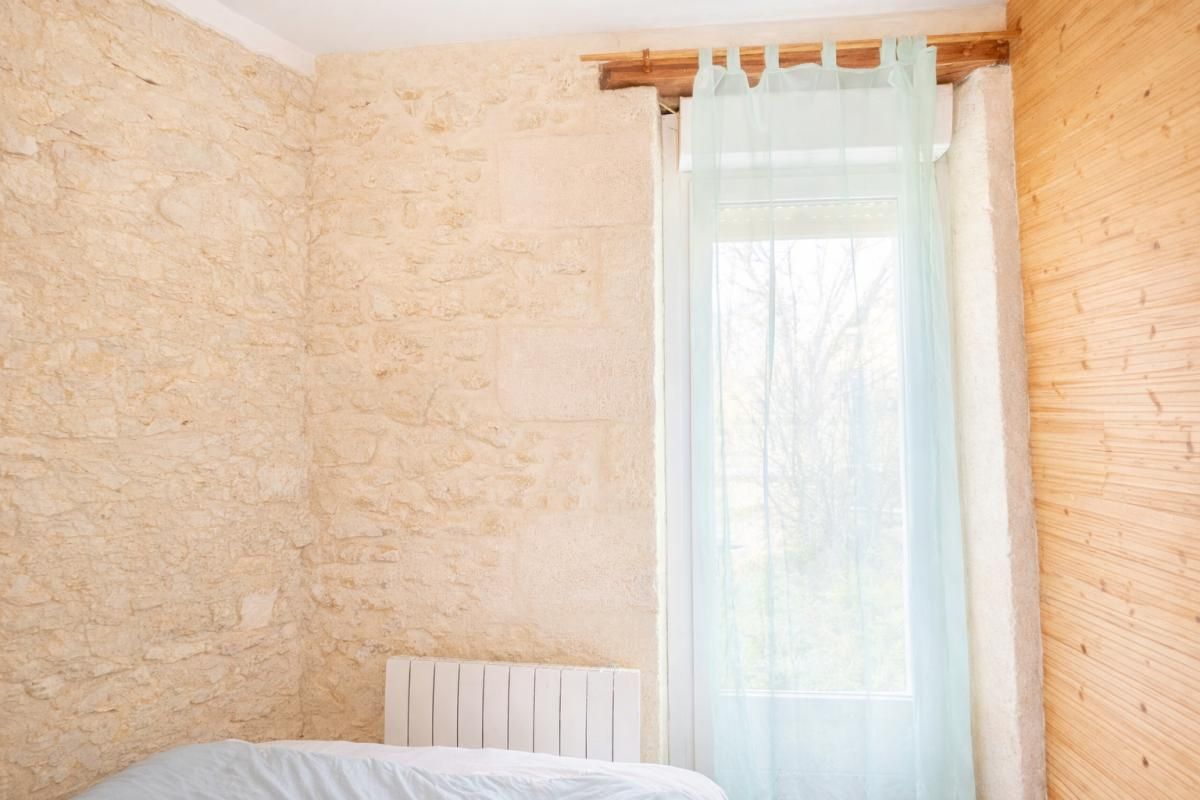 SAINT-LAURENT-MEDOC Charmante maison en pierre 3 pièces 4
