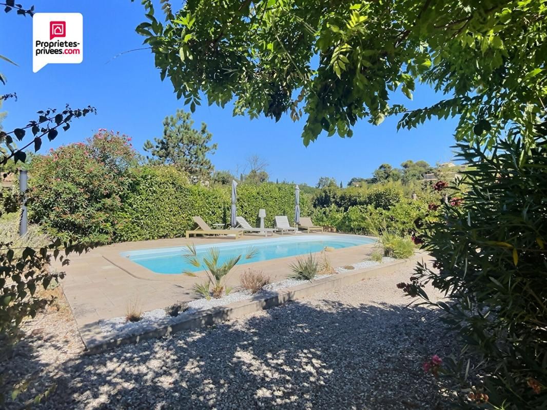 FLAYOSC MAISON de plain pied de Caractère avec Piscine 2