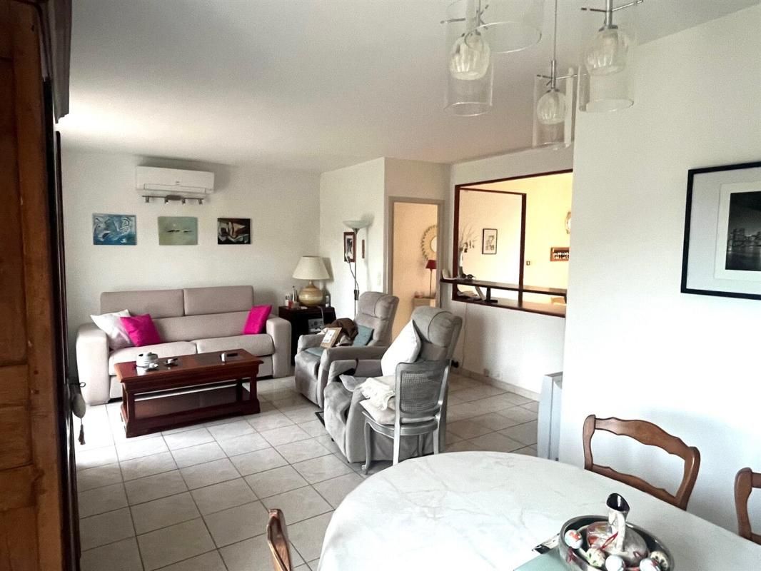 SAINT-GEORGES-DE-DIDONNE Maison Saint Georges De Didonne 4 pièce(s) 90 m2 4