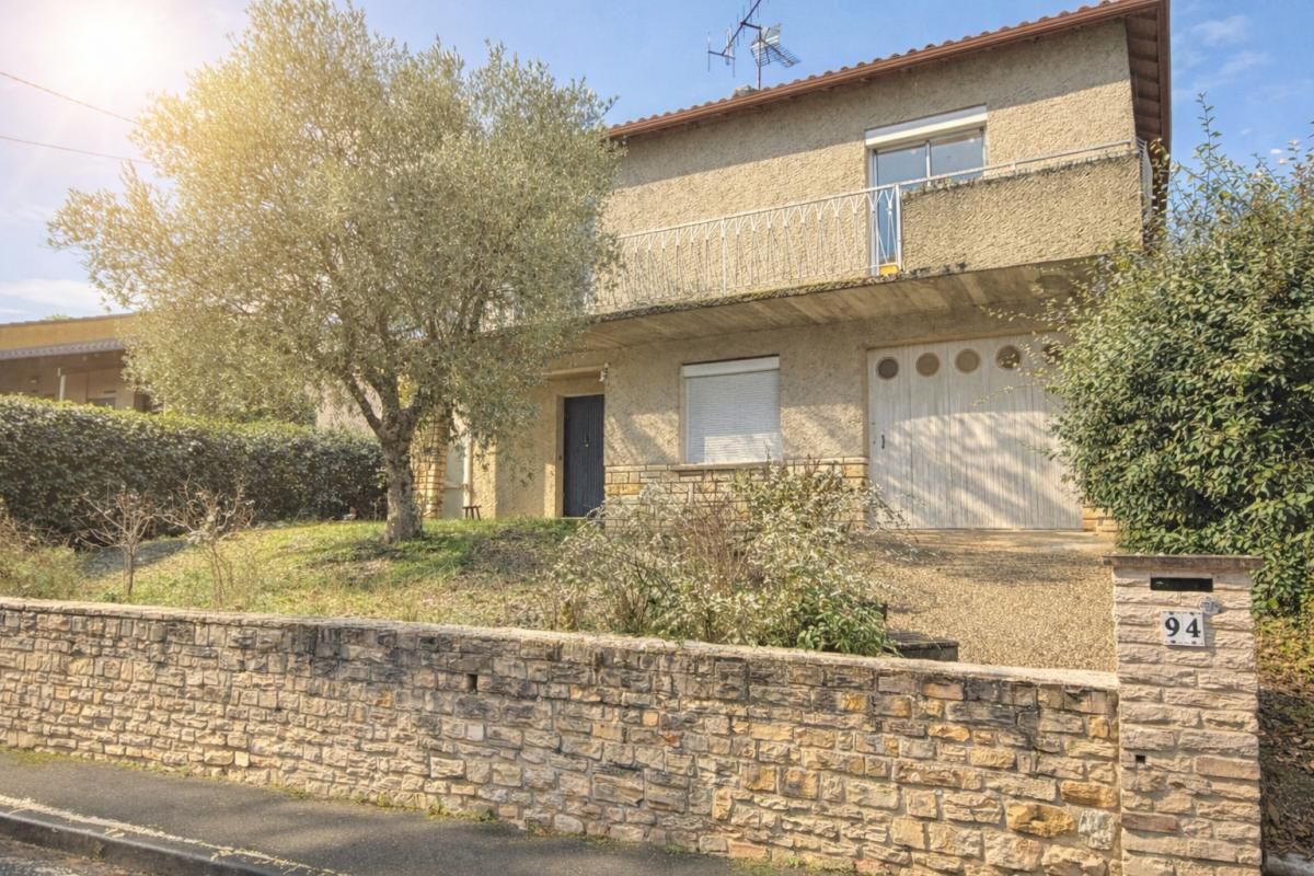 Maison 4 chambres sur 500 m² de terrain proche centre ville