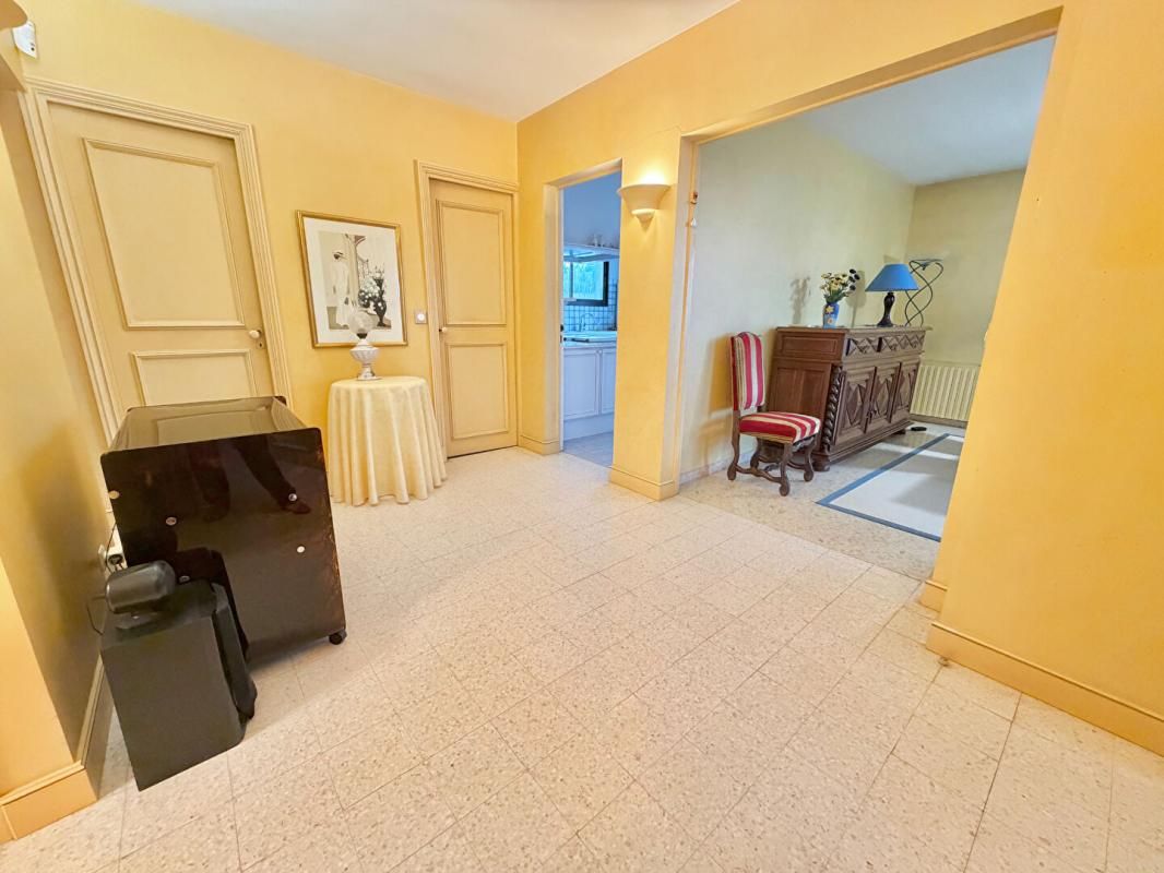 CAHORS Maison 4 chambres sur 500 m² de terrain proche centre ville 3