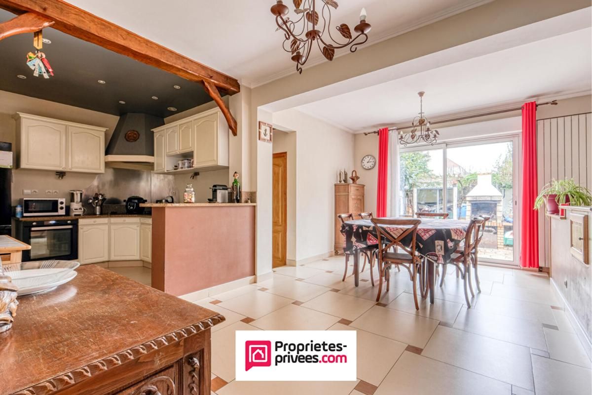 NOISY-LE-GRAND Maison Noisy Le Grand 6 pièce(s) - 4 CHAMBRES 115 m2 2