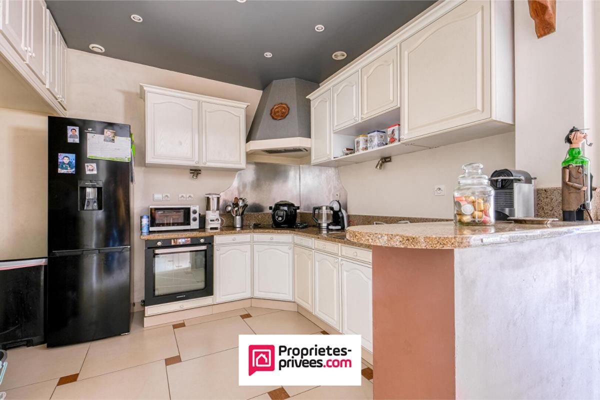 NOISY-LE-GRAND Maison Noisy Le Grand 6 pièce(s) - 4 CHAMBRES 115 m2 4