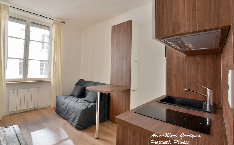 LYON-2E-ARRONDISSEMENT STUDIO 15 M2 RENOVE - QUARTIER AINAY - LYON 2 1