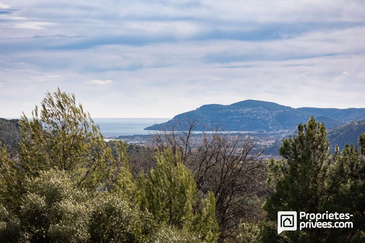 GRASSE Superbe appartement T2 à Grasse sud accès pénétrante 4
