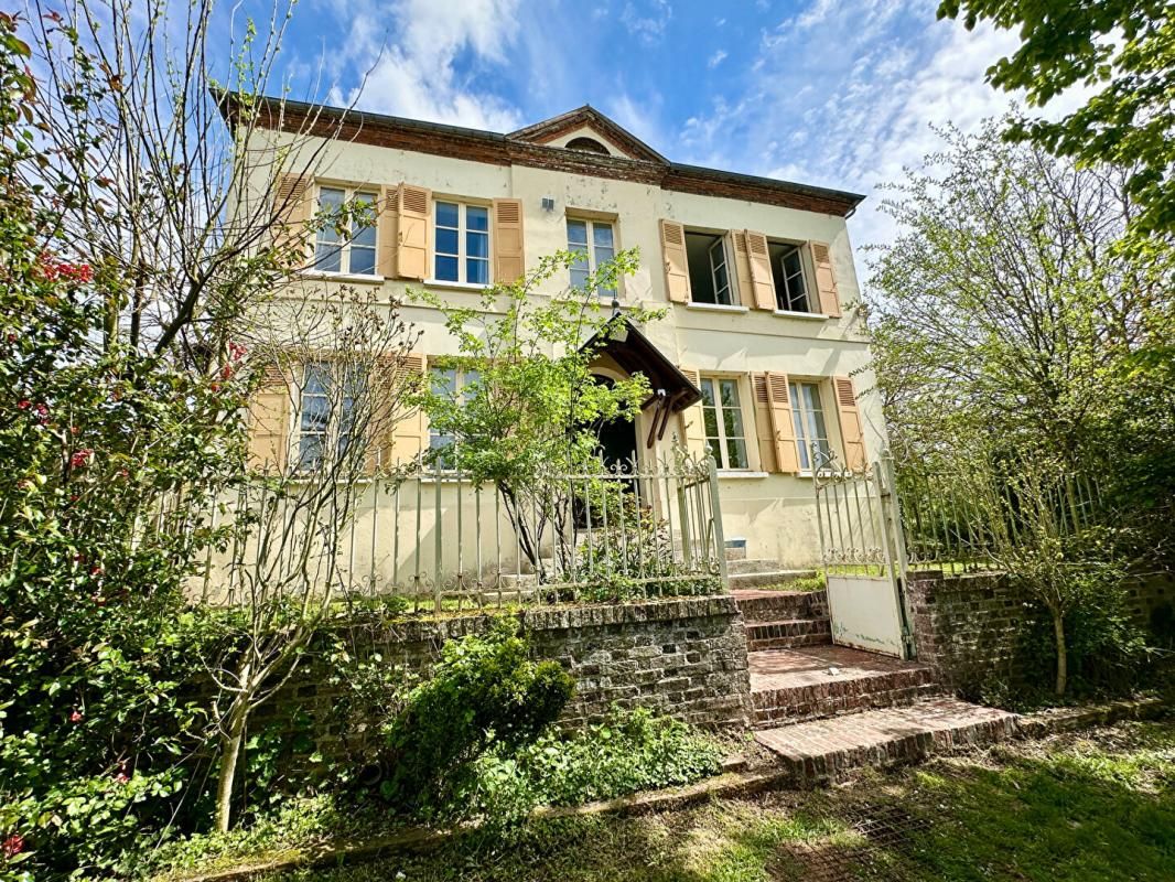 Maison de Maître 5 chambres à 15 minutes de Lisieux