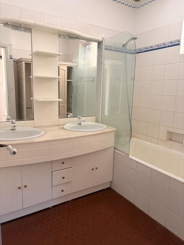 L'ILE-D'YEU MAISON DE VILLE - PORT JOINVILLE 4