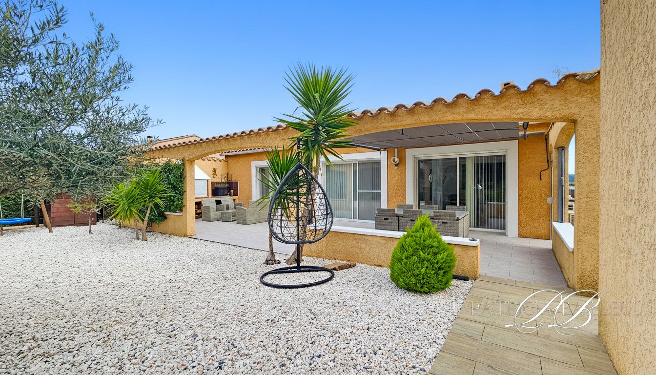 CASES-DE-PENE Maison 6 pièce(s) 120 m2 avec studio de 18m2 4