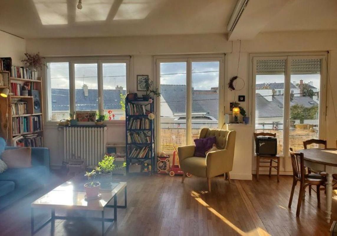 Duplex de charme - 4 chambres - Garage et jardin -