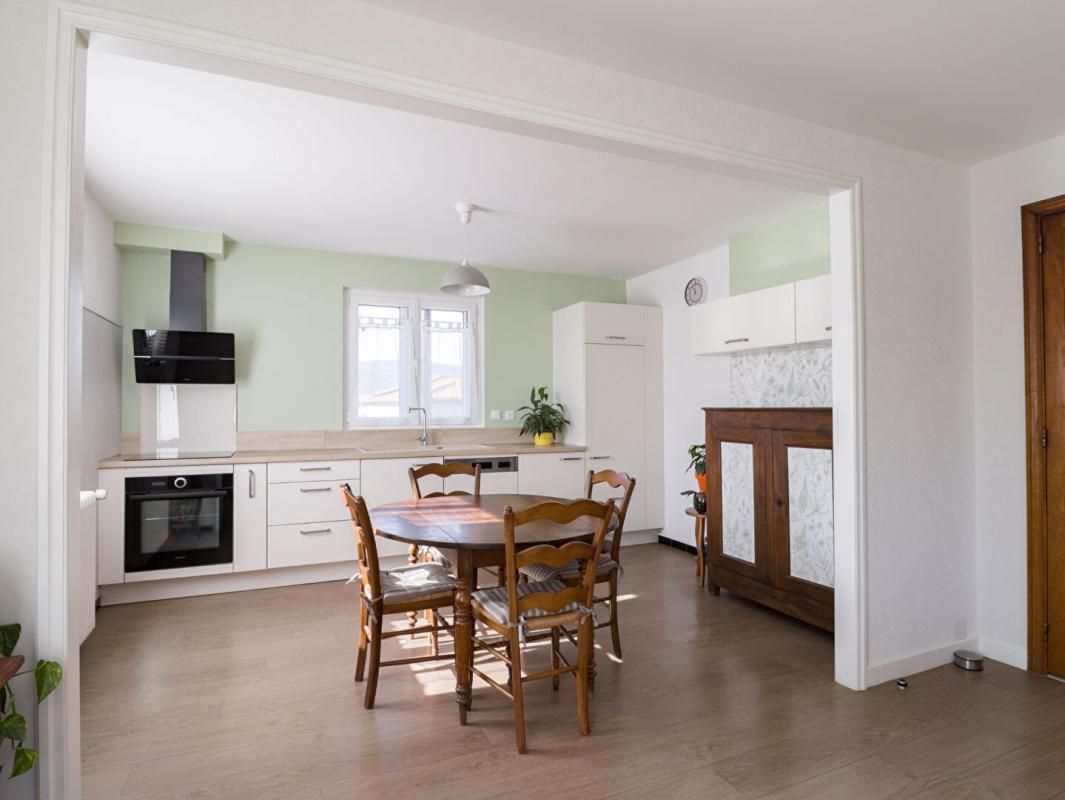 PONT-DE-LARN Maison 4 pièces à vendre à PONT-DE-LARN 4