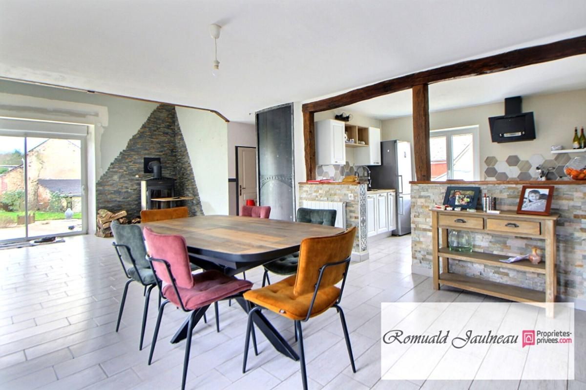 SAINT-MAUR-SUR-LE-LOIR Maison Saint Maur Sur Le Loir 1