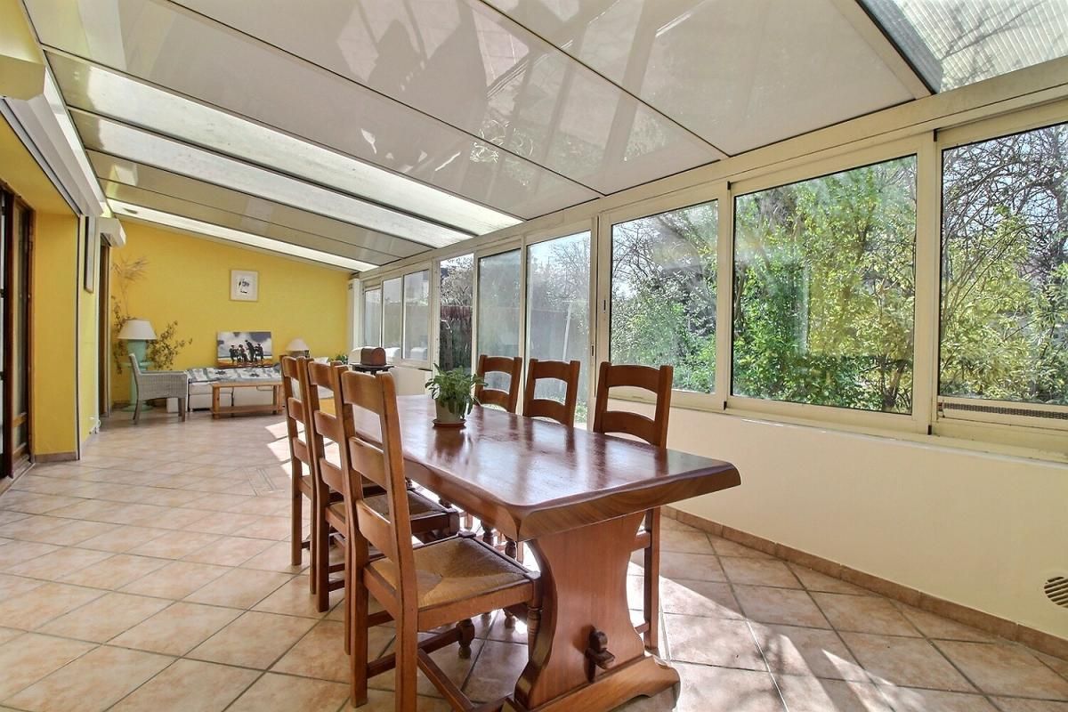 ANTONY Maison Antony 6 pièce(s) 151 m2 1