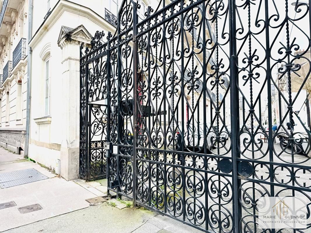 NANTES Bel appartement dans passage privé du triangle d'or 3
