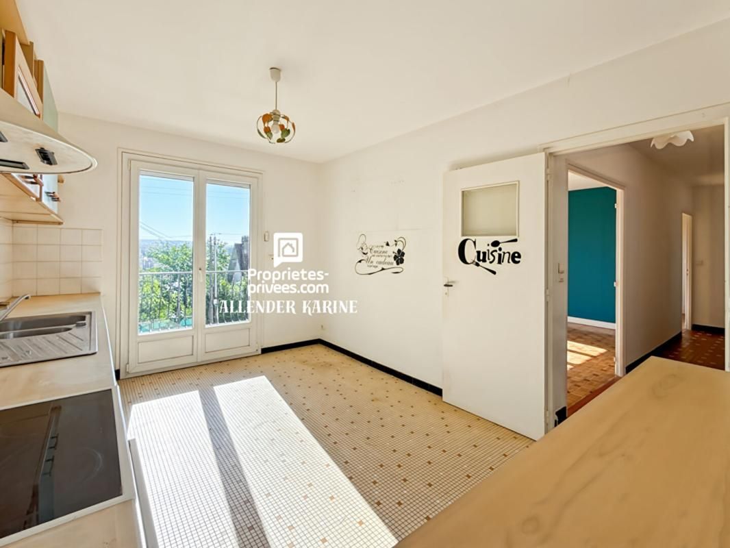 PARON Maison Paron 8 pièce(s) 141 m2 2