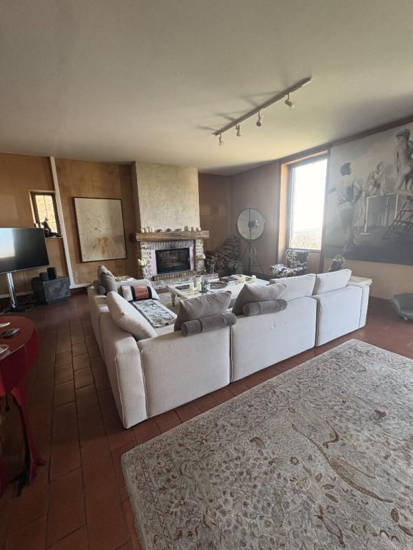 REVONNAS Maison en pierres dans le Revermont 4