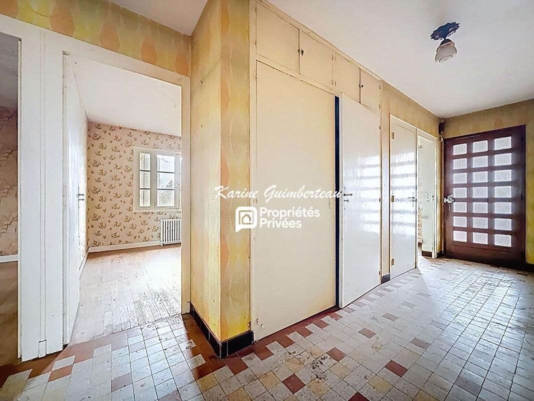 SAINT-DENIS-DE-PILE Axe passant : Saint Denis De Pile / Maison 3 chambres - garage - jardin 4