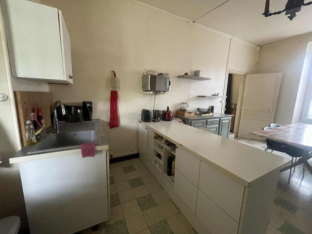 SACLAS Grande maison à Guillerval avec dependances 3