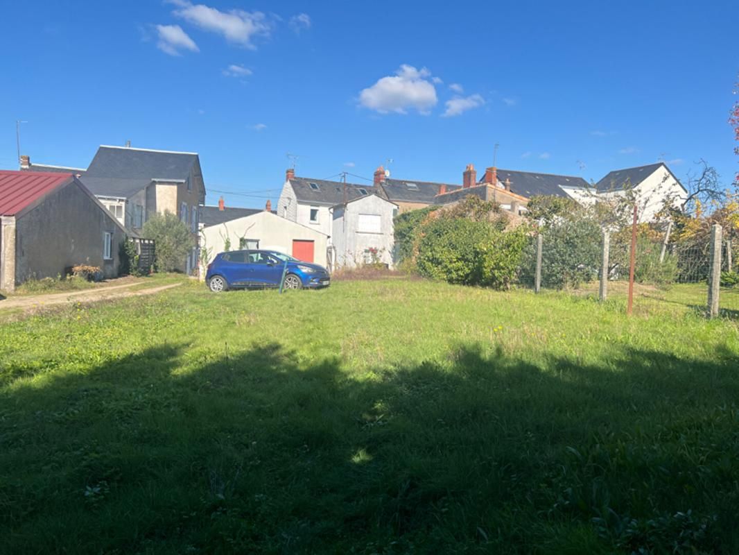 COUERON TERRAIN à bâtir centre bourg de Couëron 2