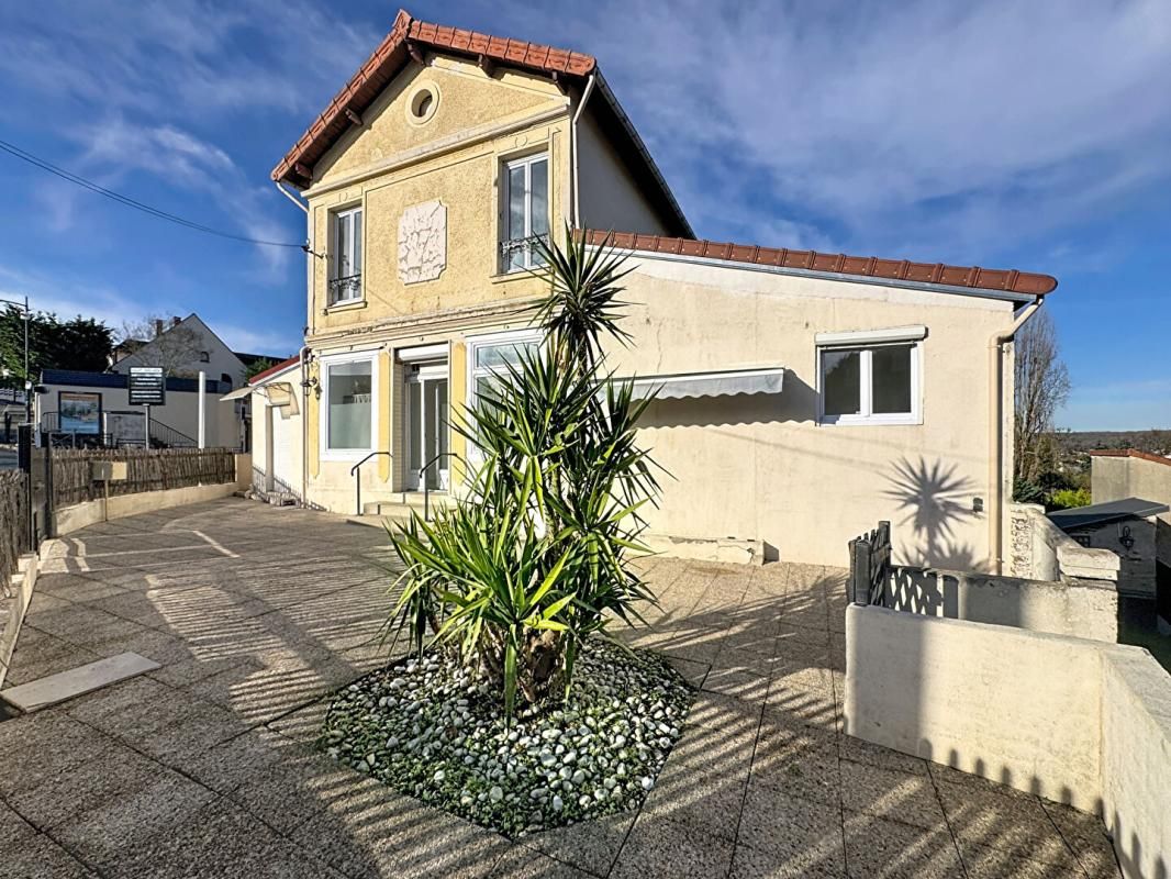 IGNY Grande maison rénovée 5 chambres  Idéale famille, division ou colocation à Igny Pileu 2