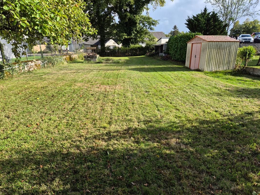 CLEGUER RARE - A vendre terrain constructible de 360 m2, plat, à 400 m du centre de Cléguer (56), 15 min de Lorient, 22 min de la mer (Larmor Plage) 1