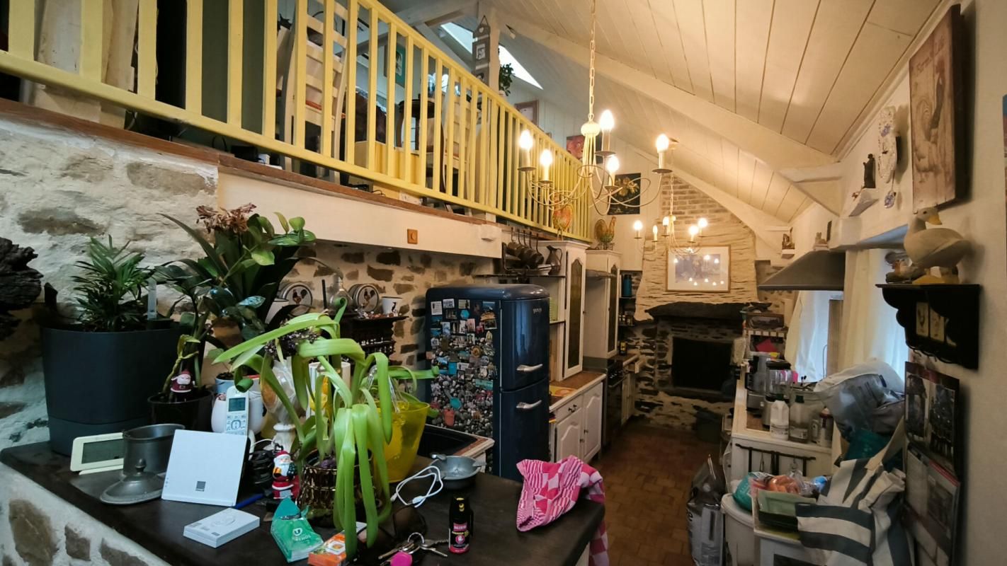 SOUDAN Maison 6 pièce(s) 168 m2 2