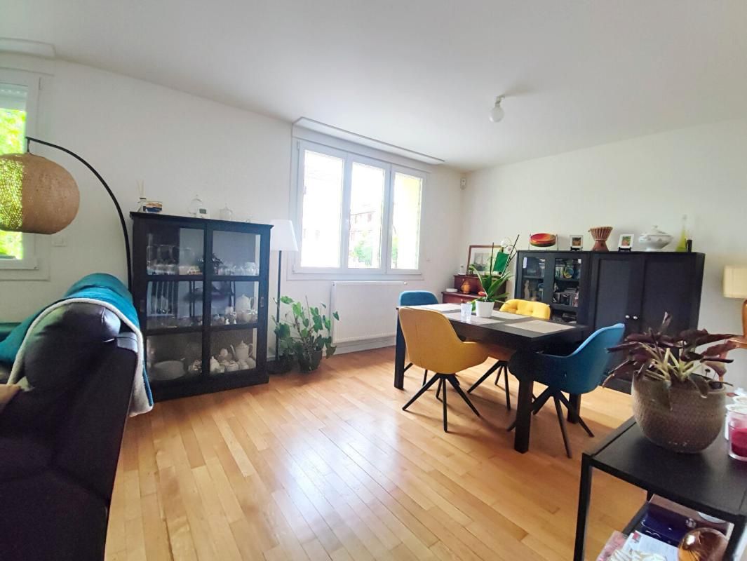 NOISY-LE-SEC Maison Noisy Le Sec 5 pièce(s) 116 m2 3