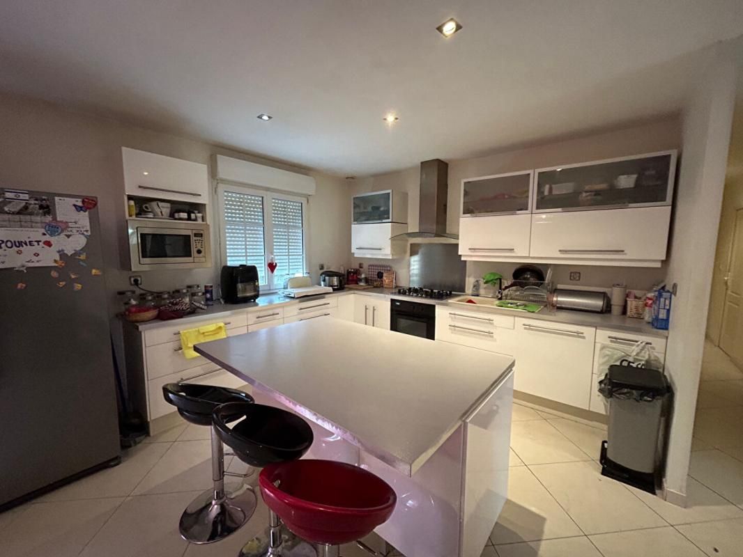 CHAUNY Maison Chauny 5 pièce(s) 115 m2 2