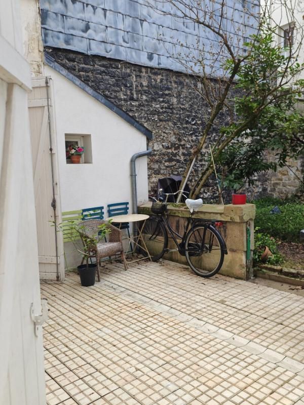 PARIS-17E-ARRONDISSEMENT Appartement  1 pièce(s) 4