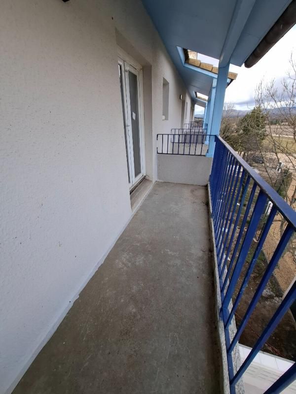 SAINT-CHRISTOL Saint-Christol (84) Appartement 62 m² avec 2 balcons 56 000 3