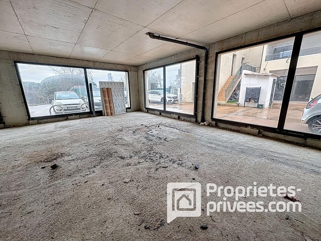 Local commercial de 67 m²