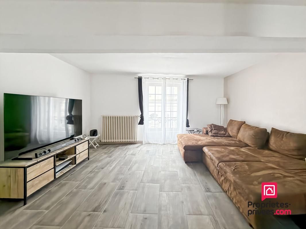 Maison Centre Ville Avallon 5 pièces 113 m2 avec balcon