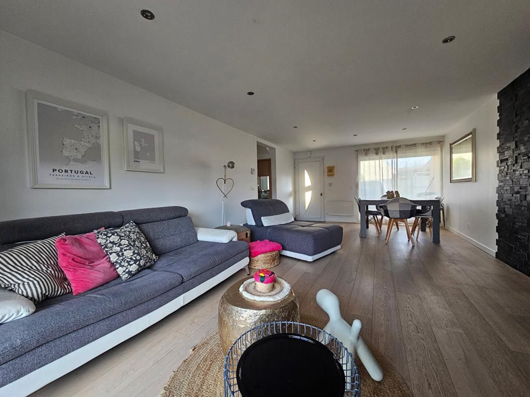 TAVERNY Dans quartier pavillonnaire proche commerces, écoles, GARE MONTIGNY BEAUCHAMP LIGNE H/RER C 3