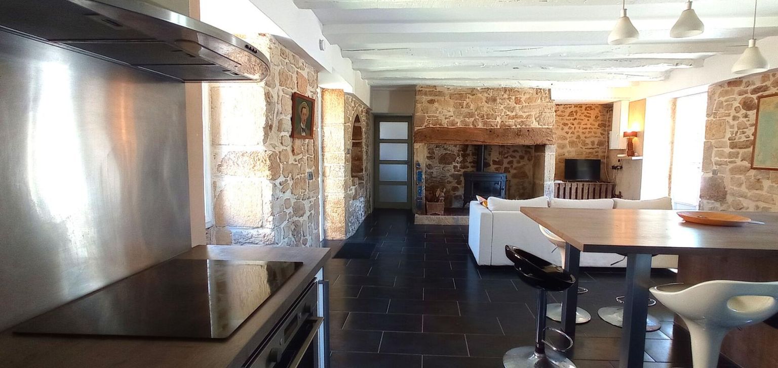 NAILHAC Maison familiale 6 pièces sur terrain de 1441 m²  avec piscine 2