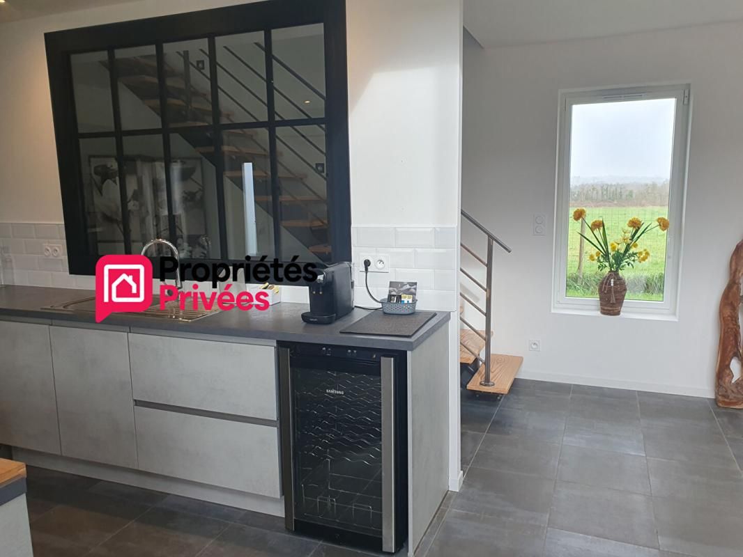 LANGON Séchoir entièrement rénové -180 m2 - terrasses- piscine 4