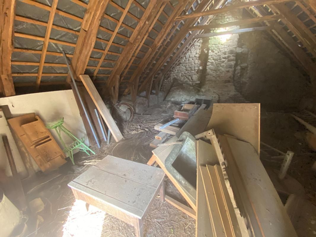 SARROUX Ancien relais de poste à réhabiliter, Sarroux-Saint-Julien (Haute-Corrèze) 4