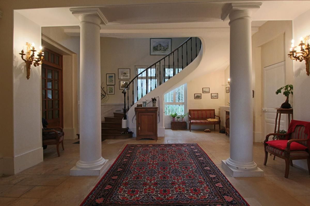 SOISSONS Élégance intemporelle au coeur de la campagne française 4