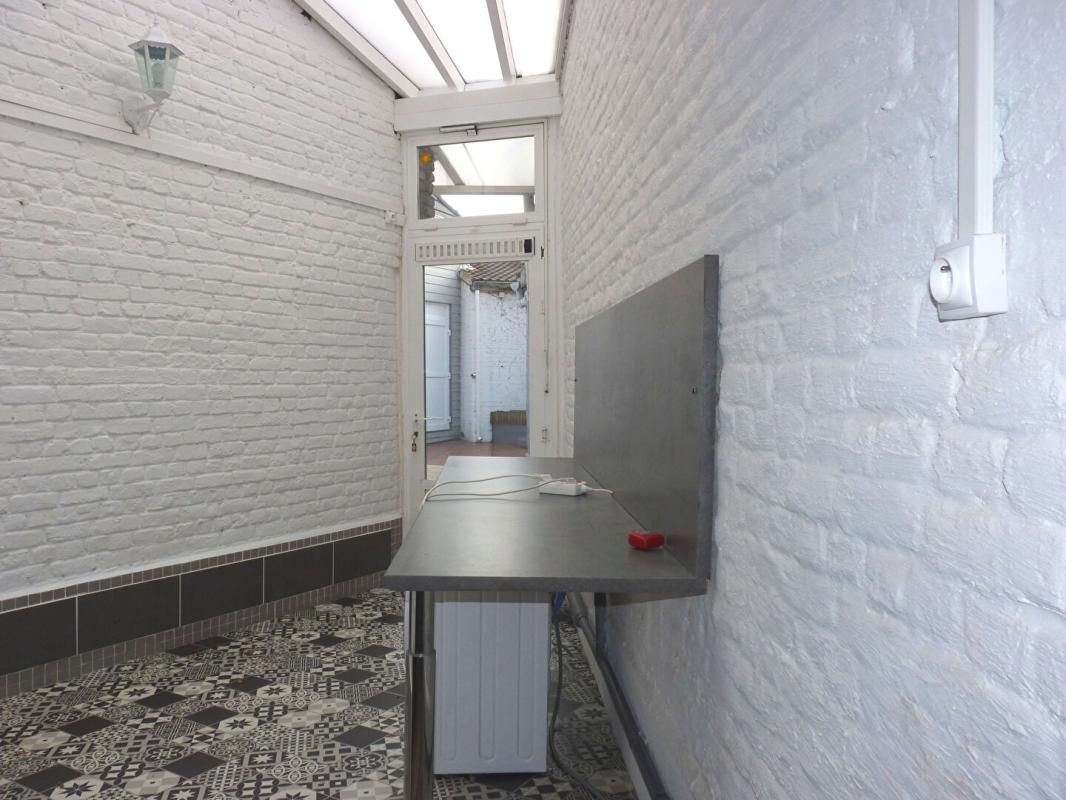 VENDIN-LE-VIEIL Immeuble commercial - Vendin Le Vieil 6 pièce(s) 225m² 2