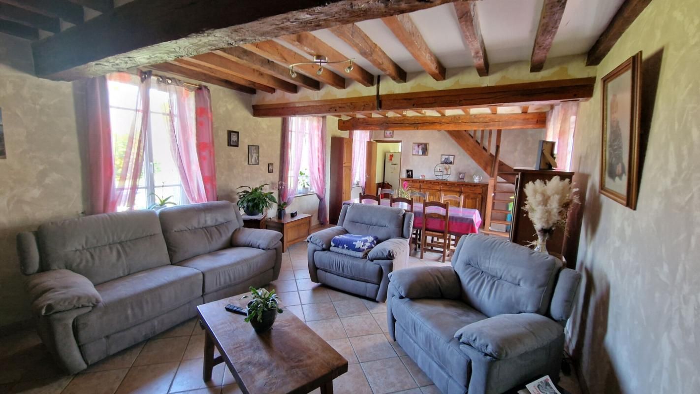 FORGES-LES-EAUX Maison 170 m² + 1,5 ha terrain _ Dépendances _ Proche Forges-les-Eaux 4