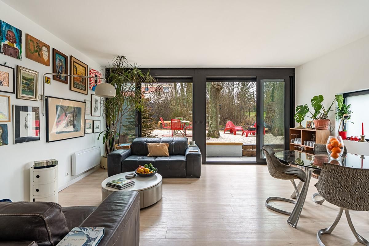 Maison  D'architecte  à Villiers Saint Frederic 7 pièce(s) 187 m2