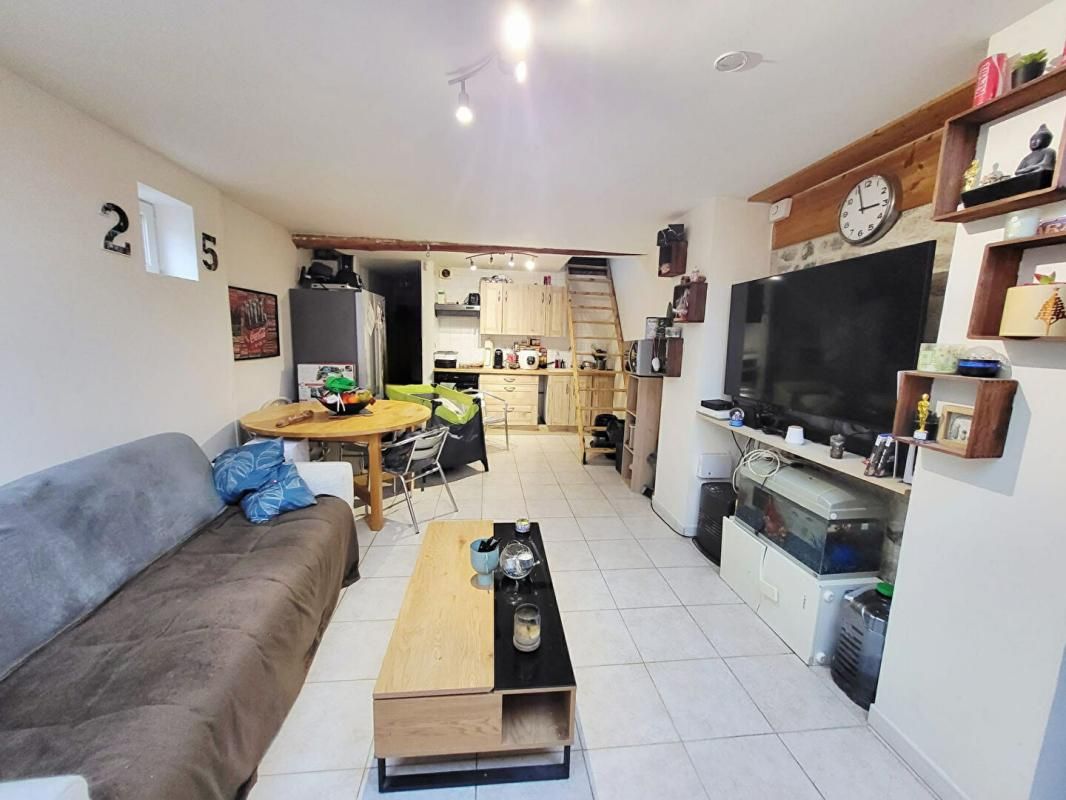 ETAMPES Appartement F2 proche ETAMPES 4