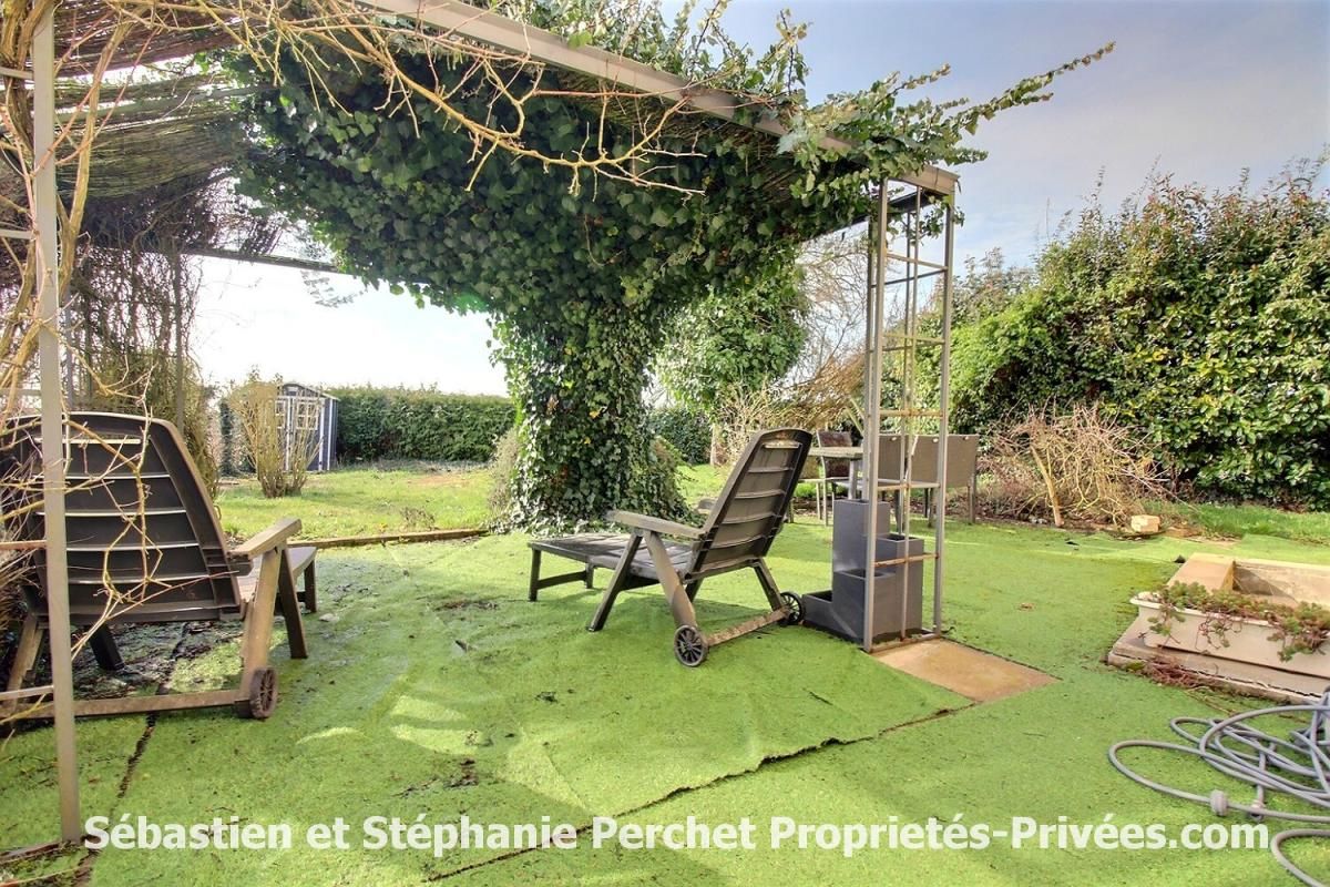 SOUGY Maison familiale 6 pièces sur 598 m2 de terrain 2