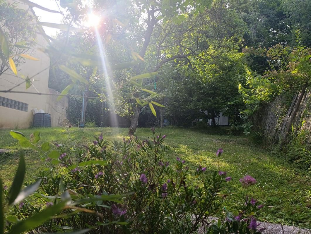 VARENNES-JARCY Maison de 100M²  au sol Varennes-Jarcy 4