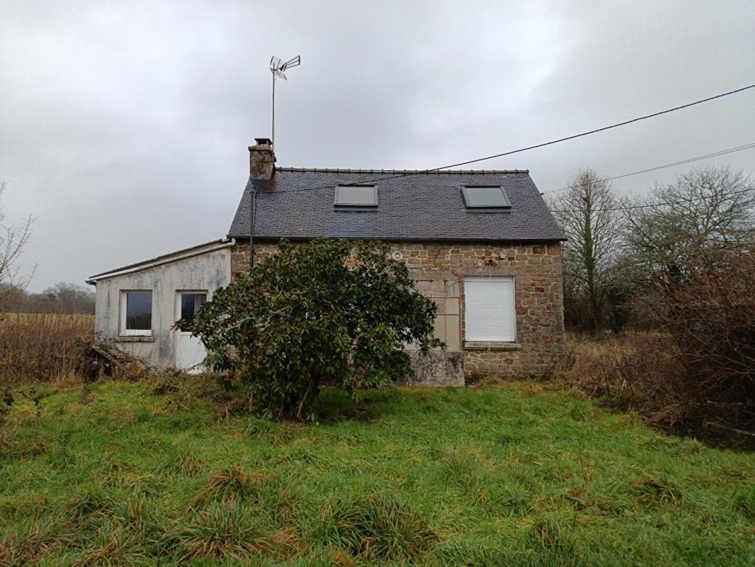 GLOMEL Maison 49 M2  2 chambres 1