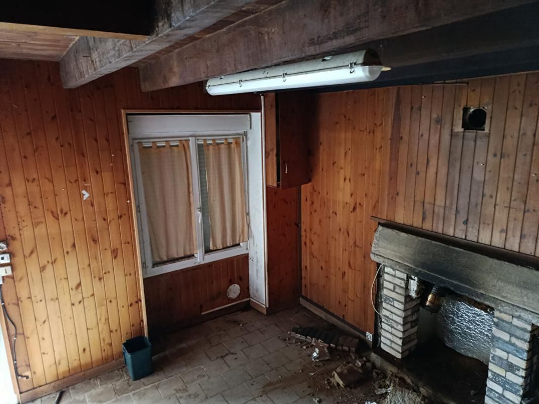 GLOMEL Maison 49 M2  2 chambres 4